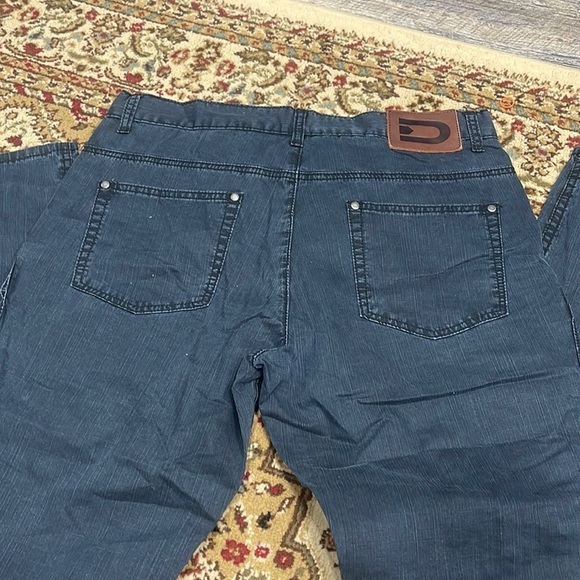 Jeans - Picture 8 of 12